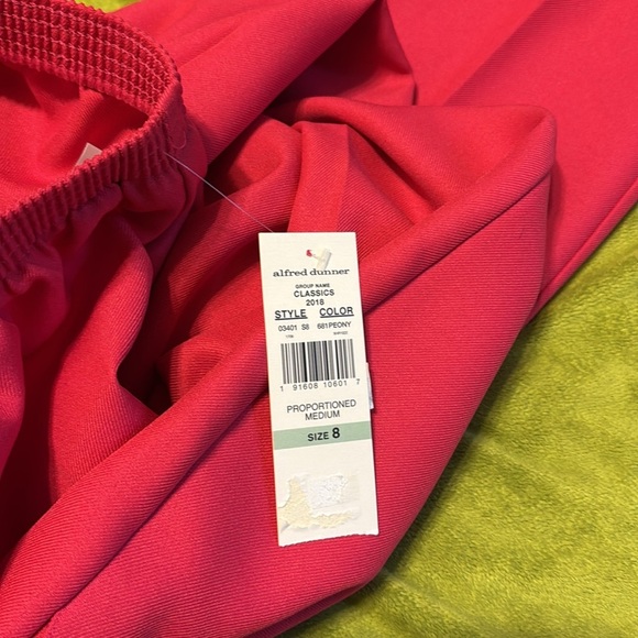 Women’s Alfred Dunner Classic Fit Pants Peony Pink Color Size 8 New - Picture 3 of 5